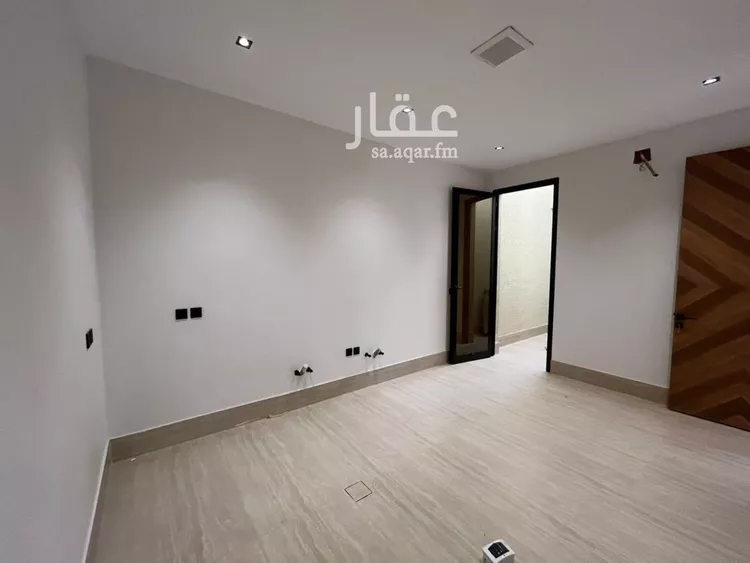 Villa for Sale in Riyadh Al Mahdiyah 16