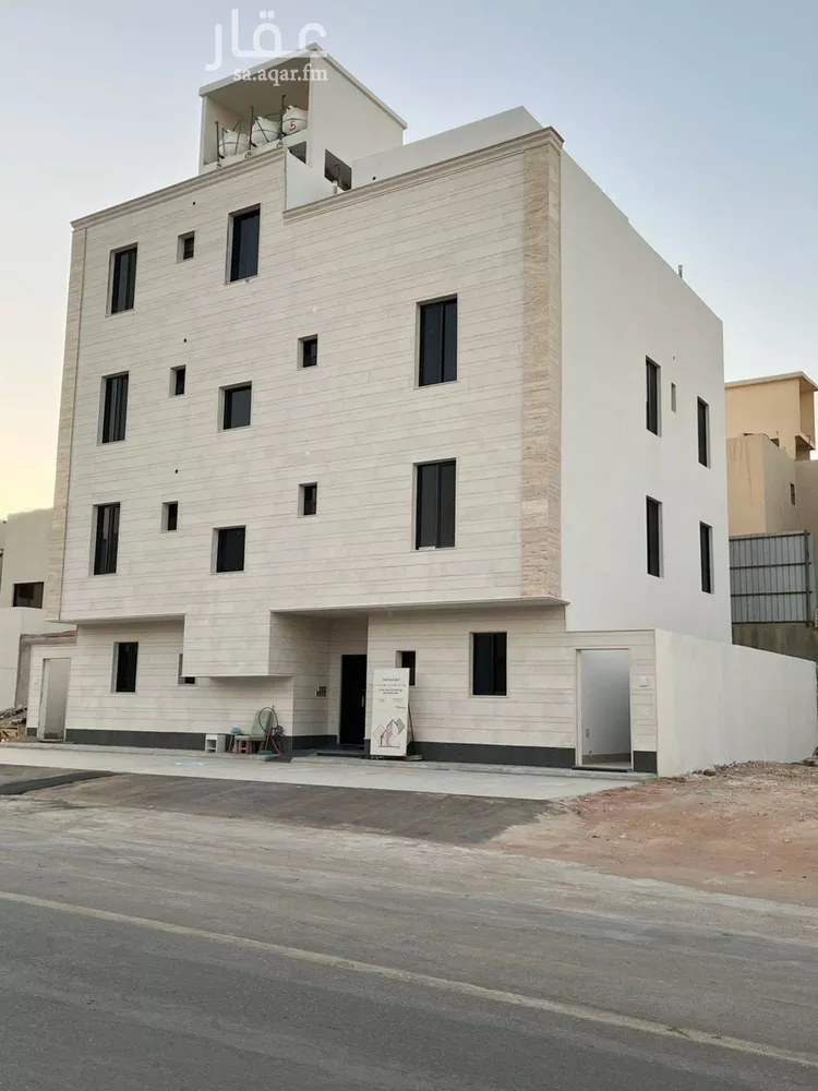 عمارة للبيع في شارع أبي عروة, حي المهدية, مدينة الرياض, منطقة الرياض صورة 3