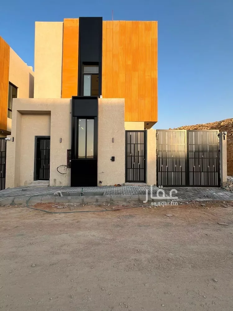 فيلا للبيع في شارع عبداللطيف بن المبارك, حي المهدية, مدينة الرياض, منطقة الرياض صورة 2