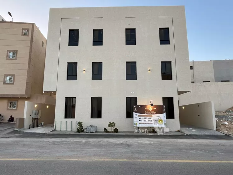 Building for Sale in Riyadh Al Mahdiyah