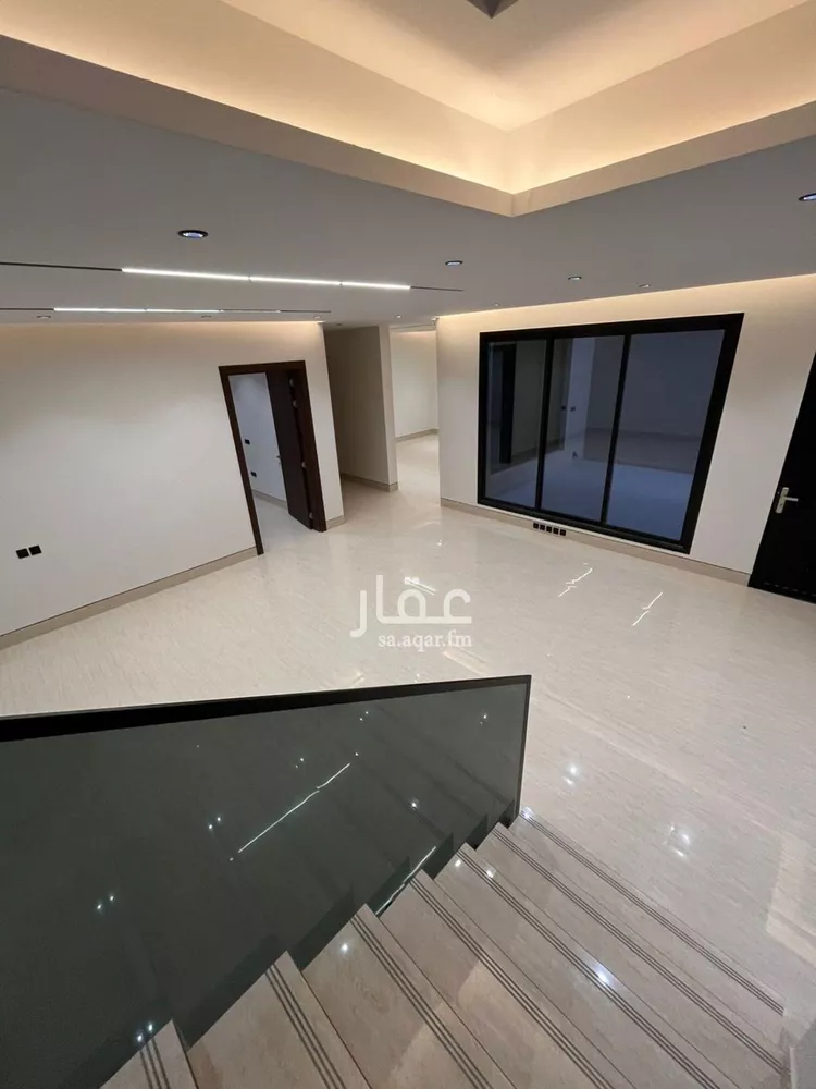 فيلا للبيع في شارع أحمد الكازروني, حي المهدية, مدينة الرياض, منطقة الرياض 18