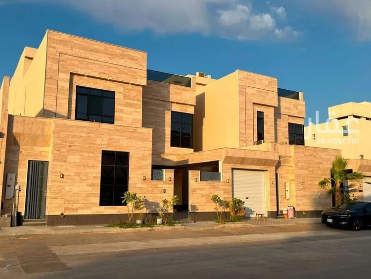 Villa for Sale in Riyadh Al Mahdiyah 1 صورة