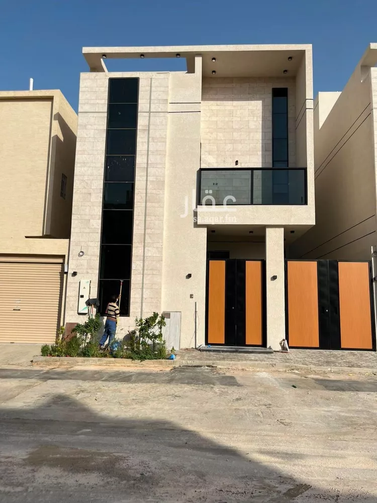 فيلا للبيع في شارع أحمد الزنجاني, حي المهدية, مدينة الرياض, منطقة الرياض صورة 4