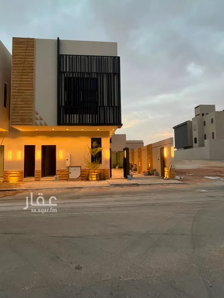 Villa for Sale in Riyadh Al Mahdiyah صورة 3