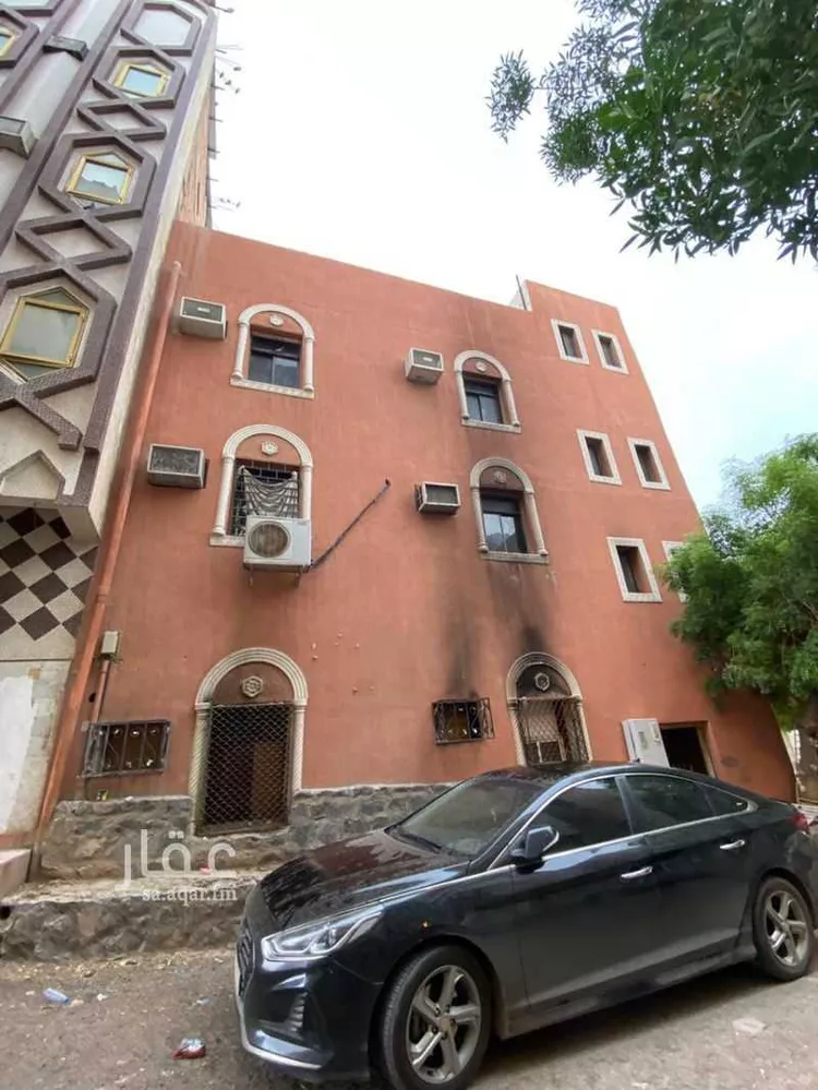 عمارة للبيع في شارع الاسود ابن زيد ابن قطبه, حي المغيسلة, مدينة المدينه المنوره, منطقة المدينة المنورة