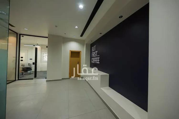 عمارة للإيجار في شارع الجامعة, حي الملز, مدينة الرياض, منطقة الرياض 17