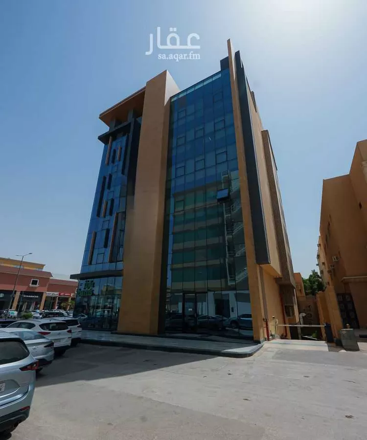 مكتب تجاري للإيجار في شارع الجامعة ، حي الملز ، الرياض ، منطقة الرياض