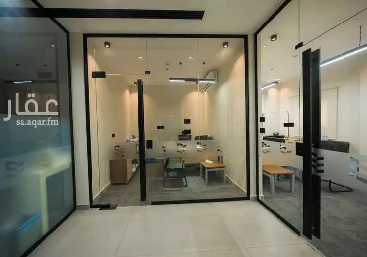 عمارة للإيجار في شارع الجامعة, حي الملز, مدينة الرياض, منطقة الرياض 32
