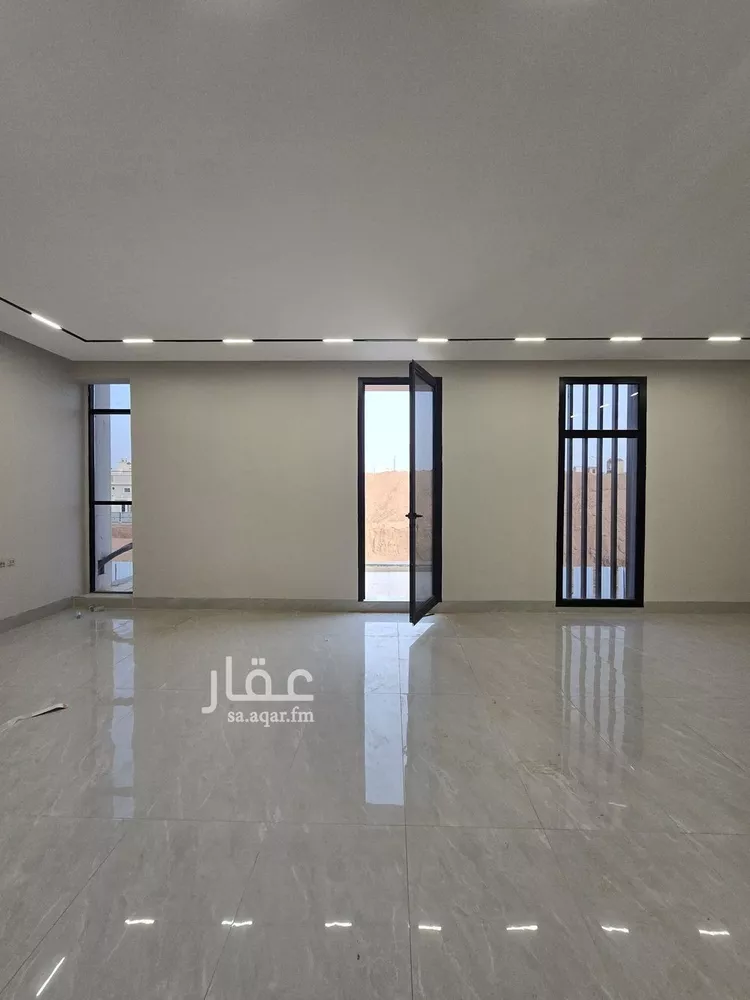 فيلا للبيع في شارع قابوس, حي المعيزيلة, مدينة الرياض, منطقة الرياض 8