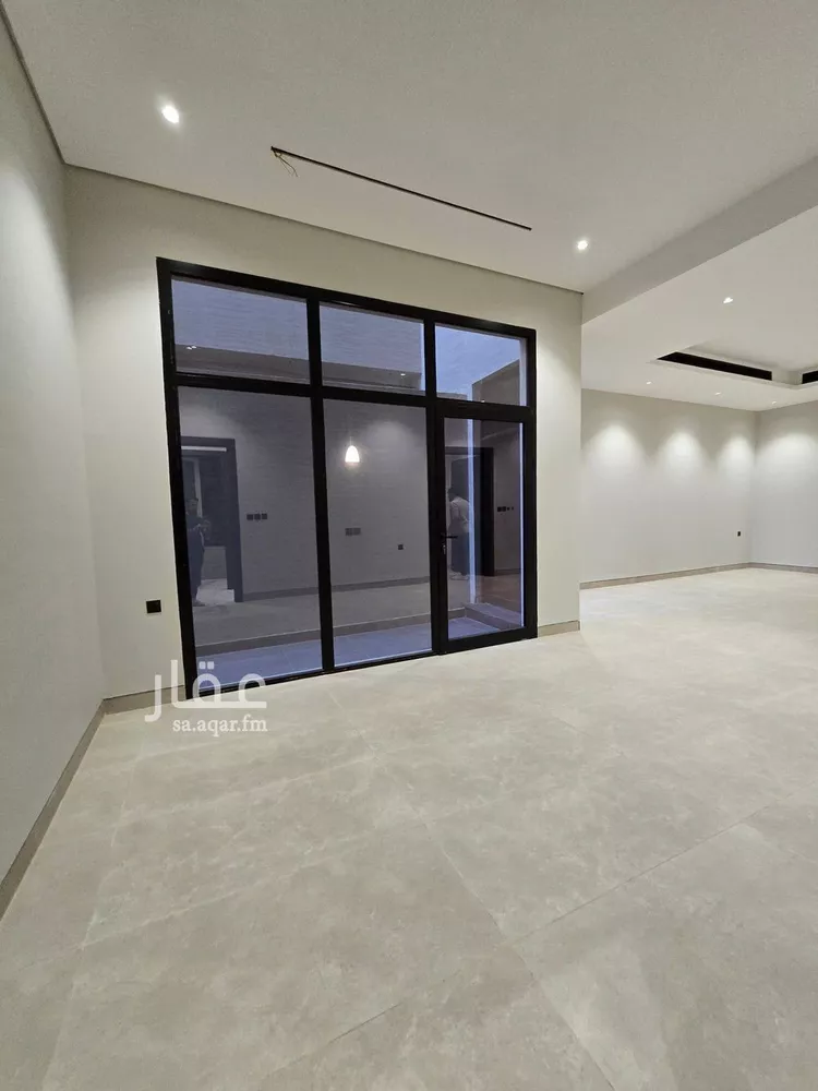 Floor for Sale in Riyadh Ishbiliyah 15