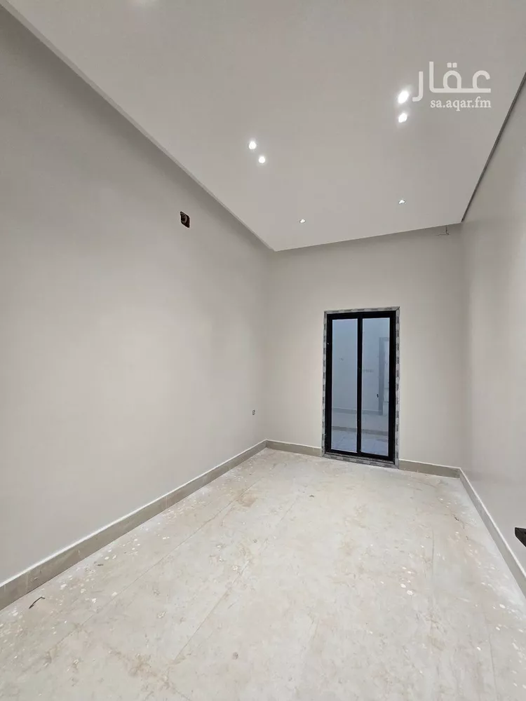 دور للبيع في شارع عزت خطاب, حي الرمال, مدينة الرياض, منطقة الرياض صورة 3