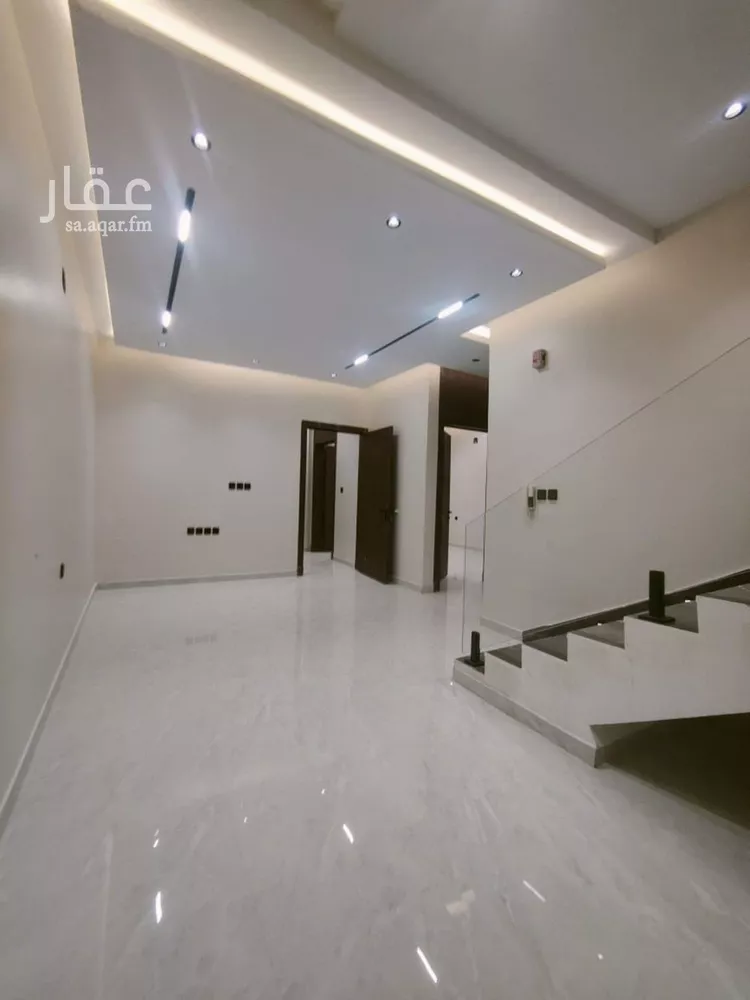 دور للبيع في شارع رقم 385, حي المونسية, مدينة الرياض, منطقة الرياض صورة 4