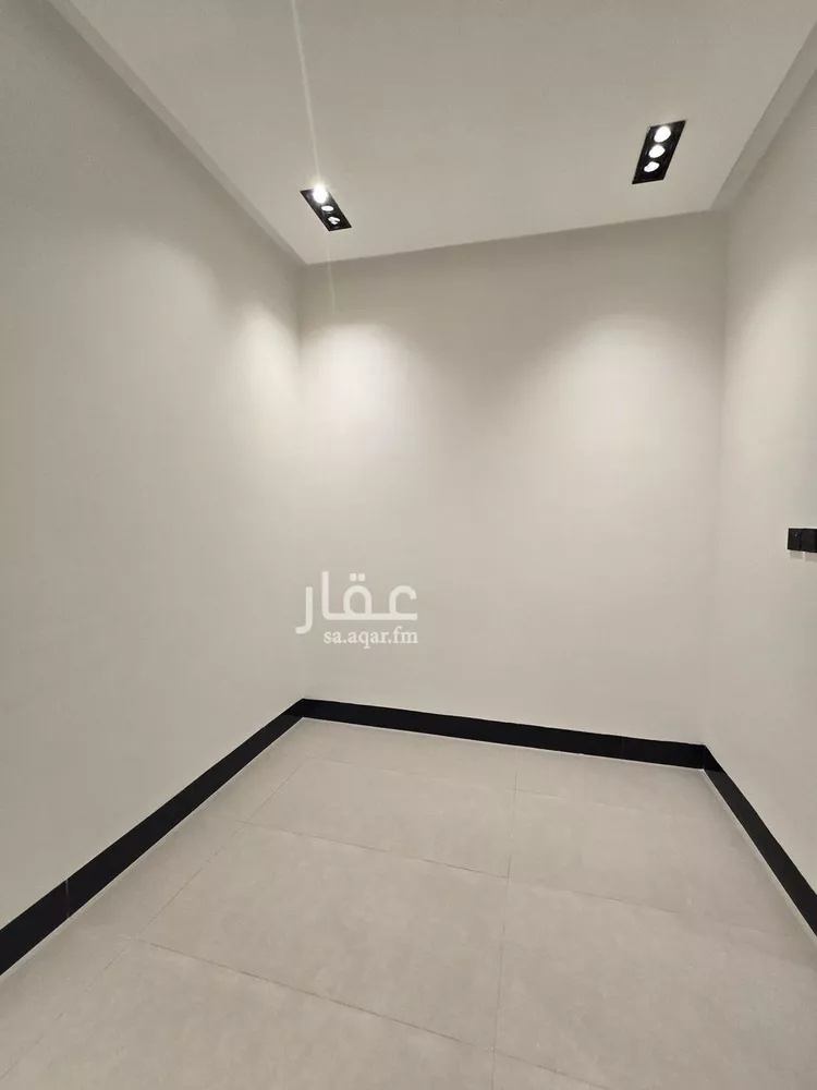 فيلا للبيع في شارع الضياء, حي الرمال, مدينة الرياض, منطقة الرياض 10