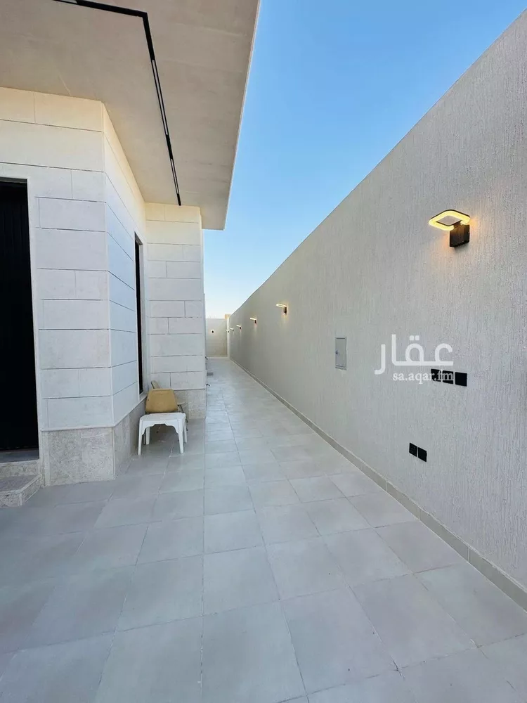 فيلا للبيع في شارع قابوس, حي المعيزيلة, مدينة الرياض, منطقة الرياض 11
