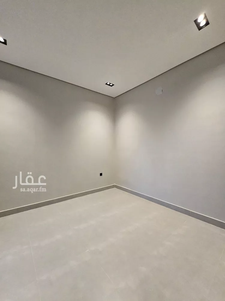 فيلا للبيع في شارع رقم 325, حي المونسية, مدينة الرياض, منطقة الرياض صورة 3