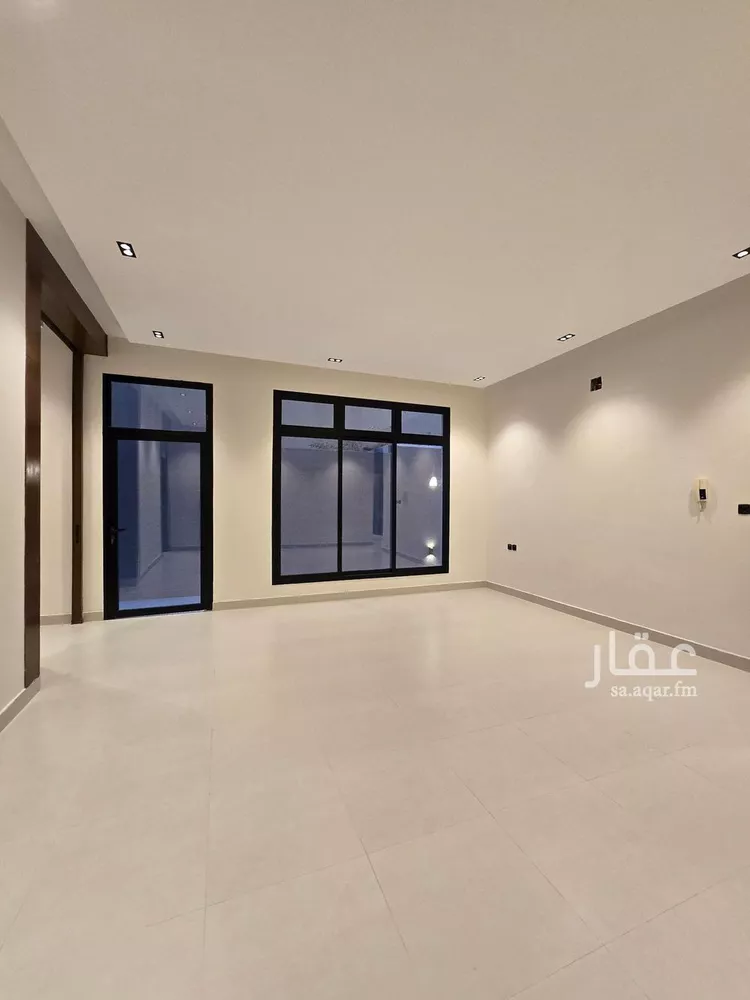 دور للبيع في شارع المغار , حي الخليج, مدينة الرياض, منطقة الرياض صورة 5