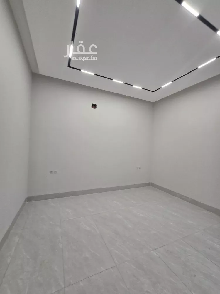 فيلا للبيع في شارع المحايدة, حي المعيزيلة, مدينة الرياض, منطقة الرياض صورة 2