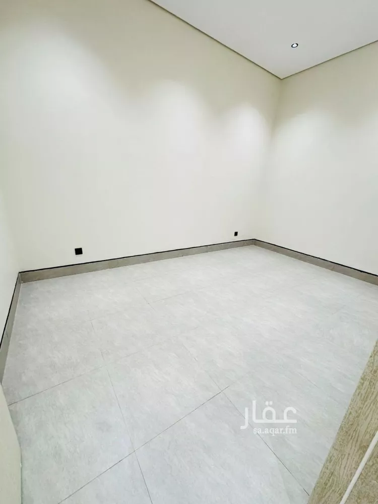 دور للبيع في شارع السرور, حي الرمال, مدينة الرياض, منطقة الرياض صورة 5