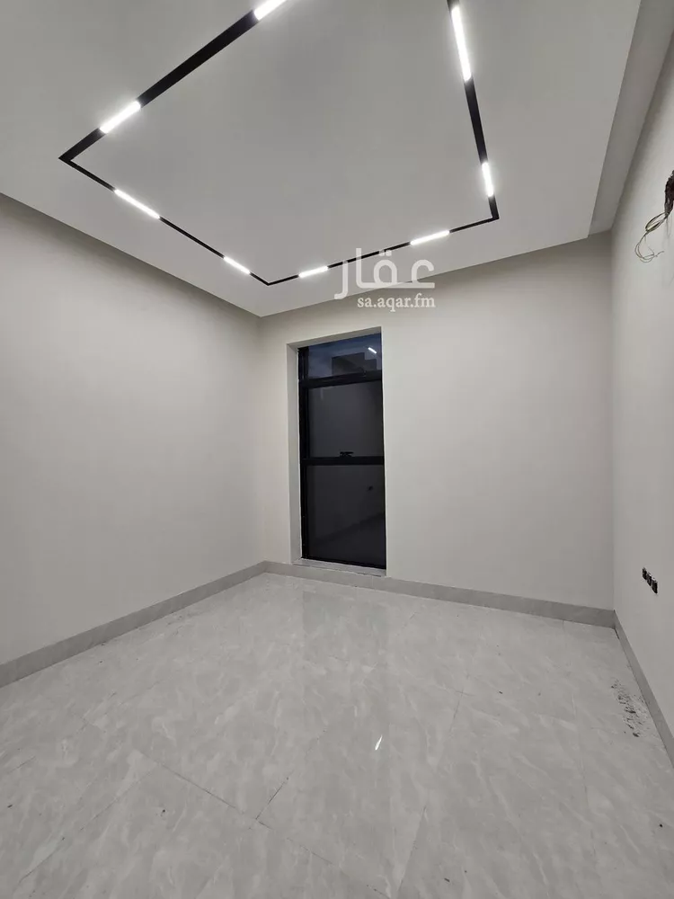 فيلا للبيع في شارع قابوس, حي المعيزيلة, مدينة الرياض, منطقة الرياض 14