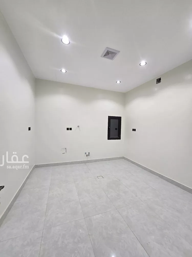 دور للبيع في شارع إبراهيم بن حسين, حي الرمال, مدينة الرياض, منطقة الرياض صورة 4