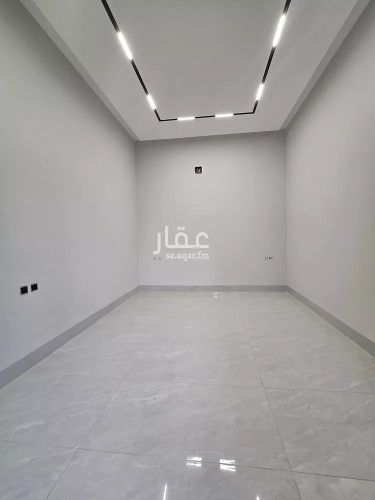 فيلا للبيع في شارع المحجر, حي المعيزيلة, مدينة الرياض, منطقة الرياض صورة 3