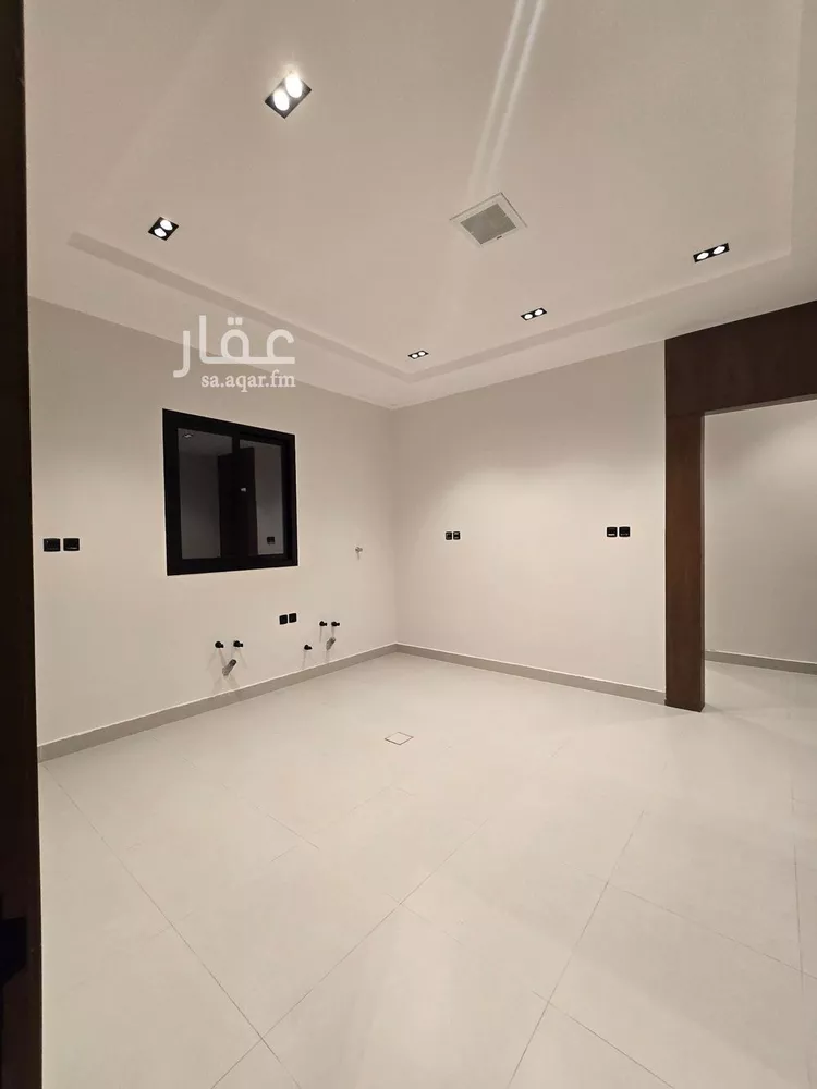 دور للبيع في شارع الظفير, حي الخليج, مدينة الرياض, منطقة الرياض صورة 5