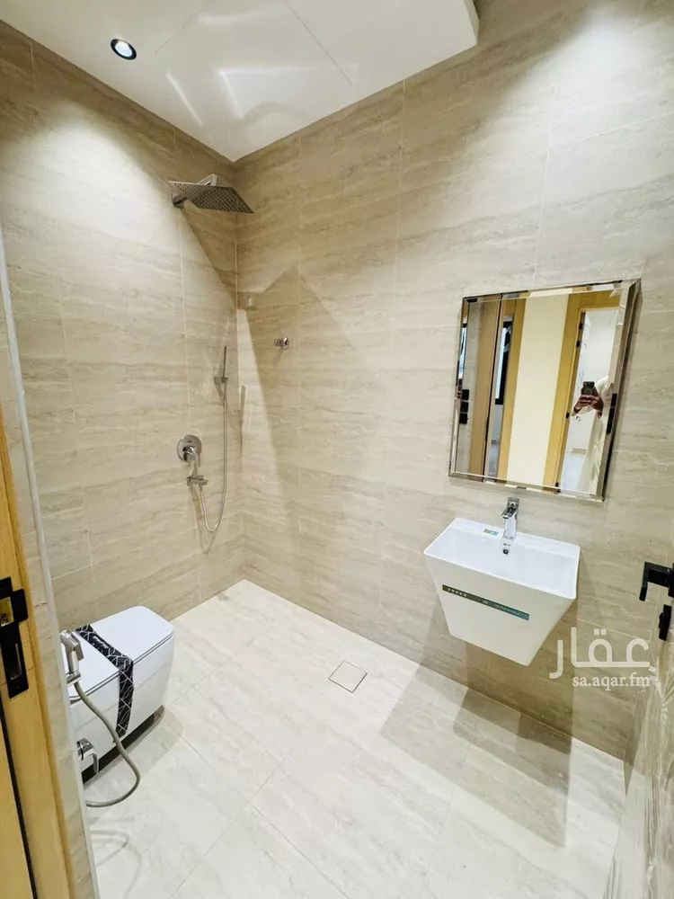 شقة للبيع في شارع الخزنة, حي إشبيلية, مدينة الرياض, منطقة الرياض صورة 3