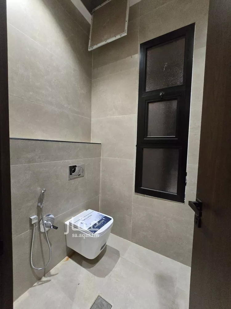 Floor for Sale in Riyadh Ishbiliyah 13