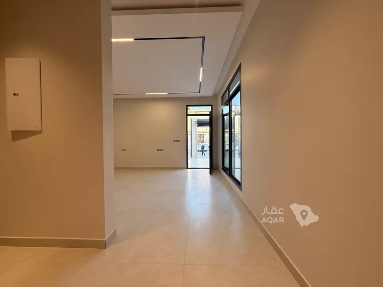 Floor for Sale in Riyadh Al Khaleej صورة 3