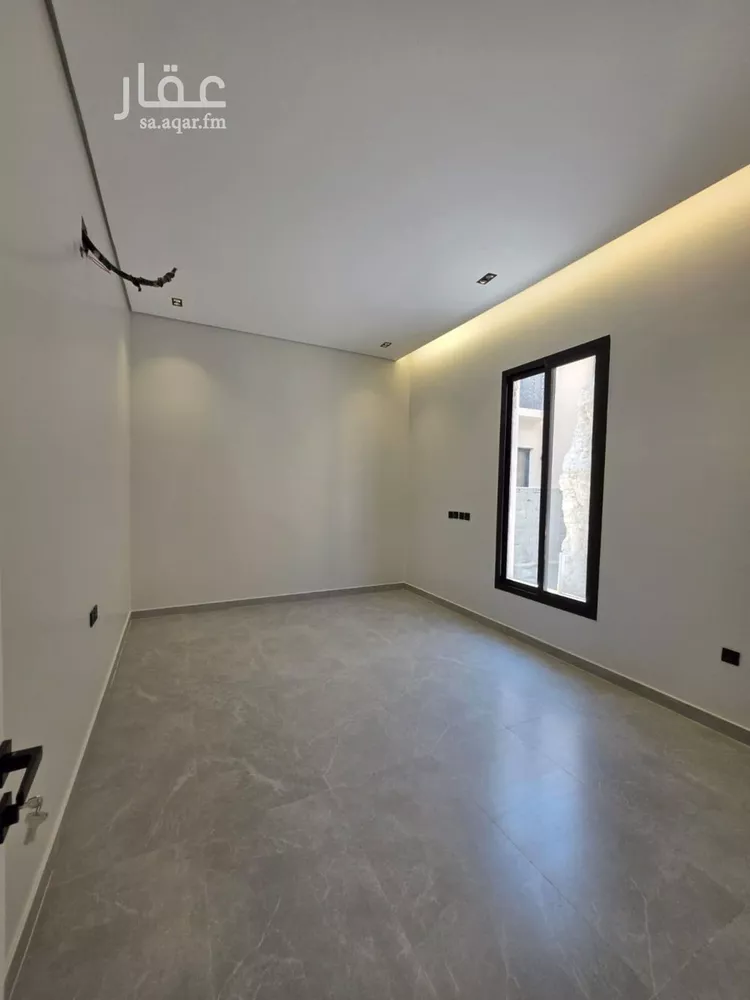 دور للبيع في شارع رقم 302, حي النرجس, مدينة الرياض, منطقة الرياض صورة 3