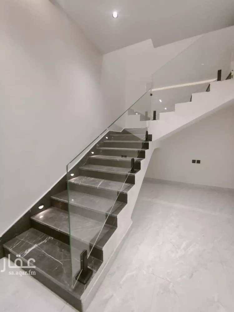 دور للبيع في شارع رقم 385, حي المونسية, مدينة الرياض, منطقة الرياض 10