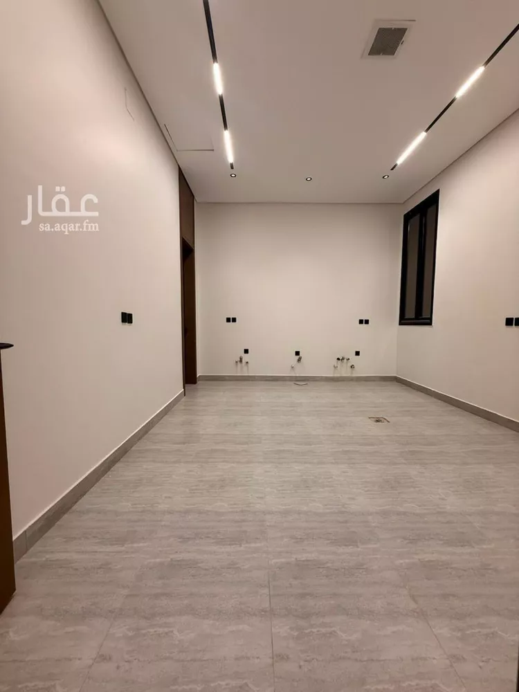 دور للبيع في شارع قابوس, حي المعيزيلة, مدينة الرياض, منطقة الرياض صورة 5