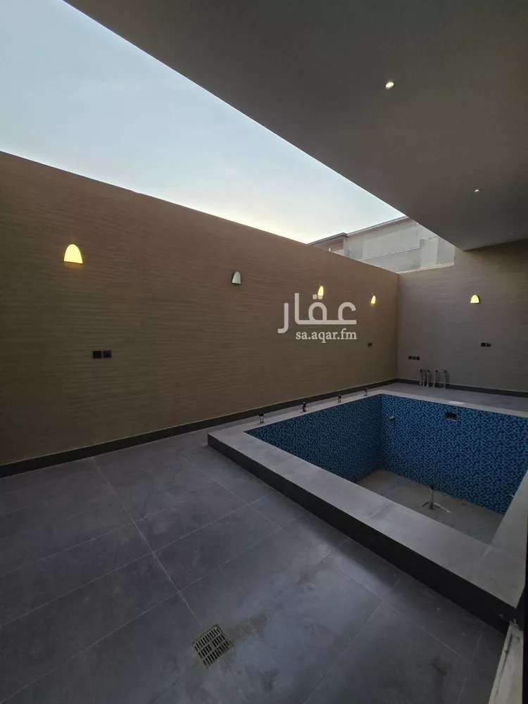 Floor for Sale in Riyadh Ishbiliyah 8