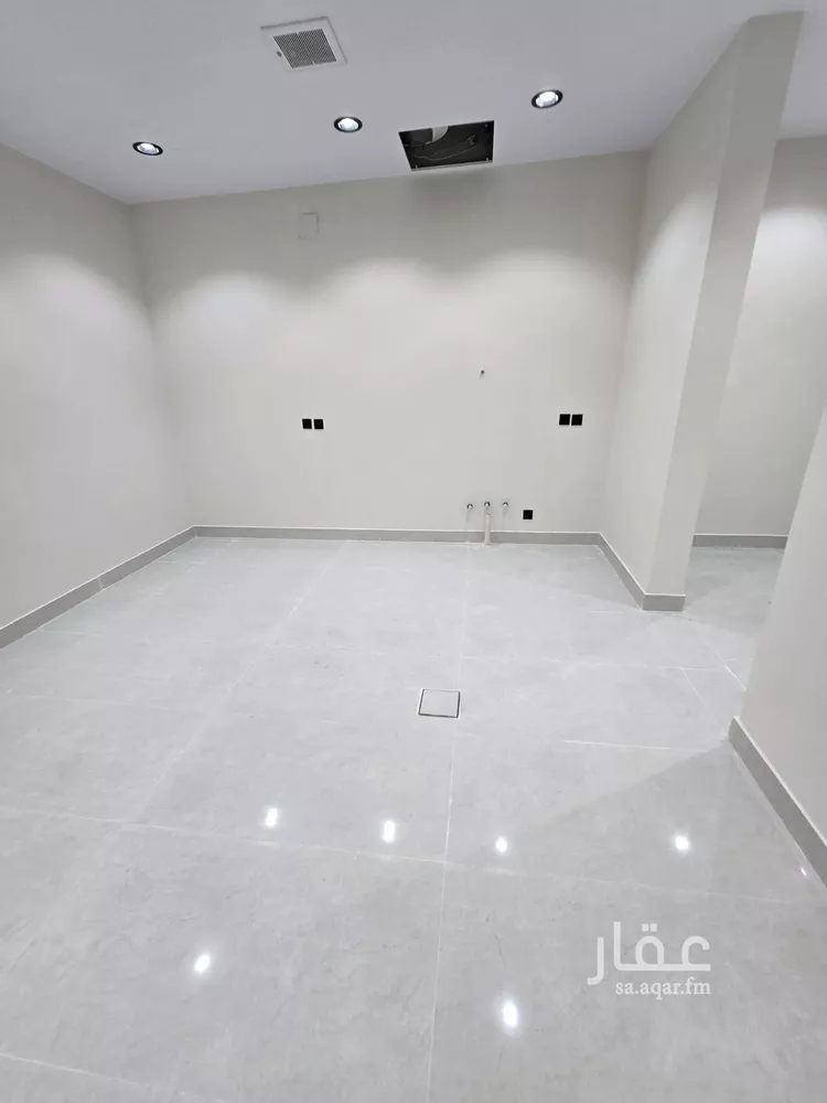 دور للبيع في شارع رقم 455, حي المونسية, مدينة الرياض, منطقة الرياض صورة 4