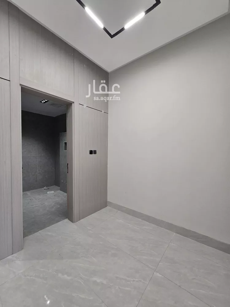 فيلا للبيع في شارع قابوس, حي المعيزيلة, مدينة الرياض, منطقة الرياض صورة 5