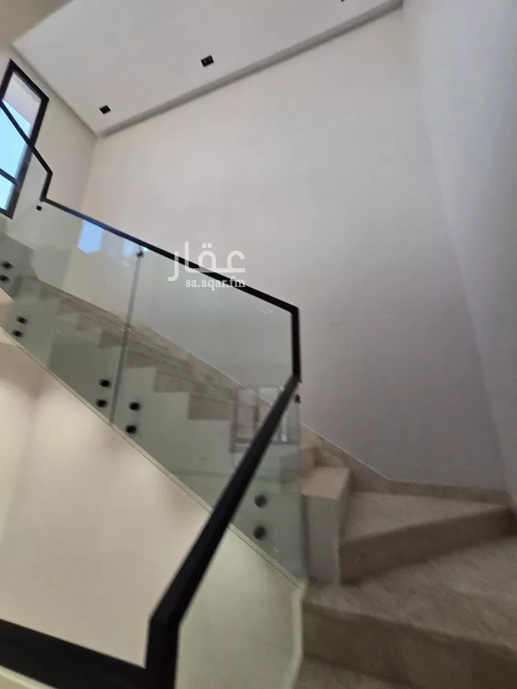 فيلا للبيع في شارع الزمرد, حي الملك فيصل, مدينة الرياض, منطقة الرياض 8