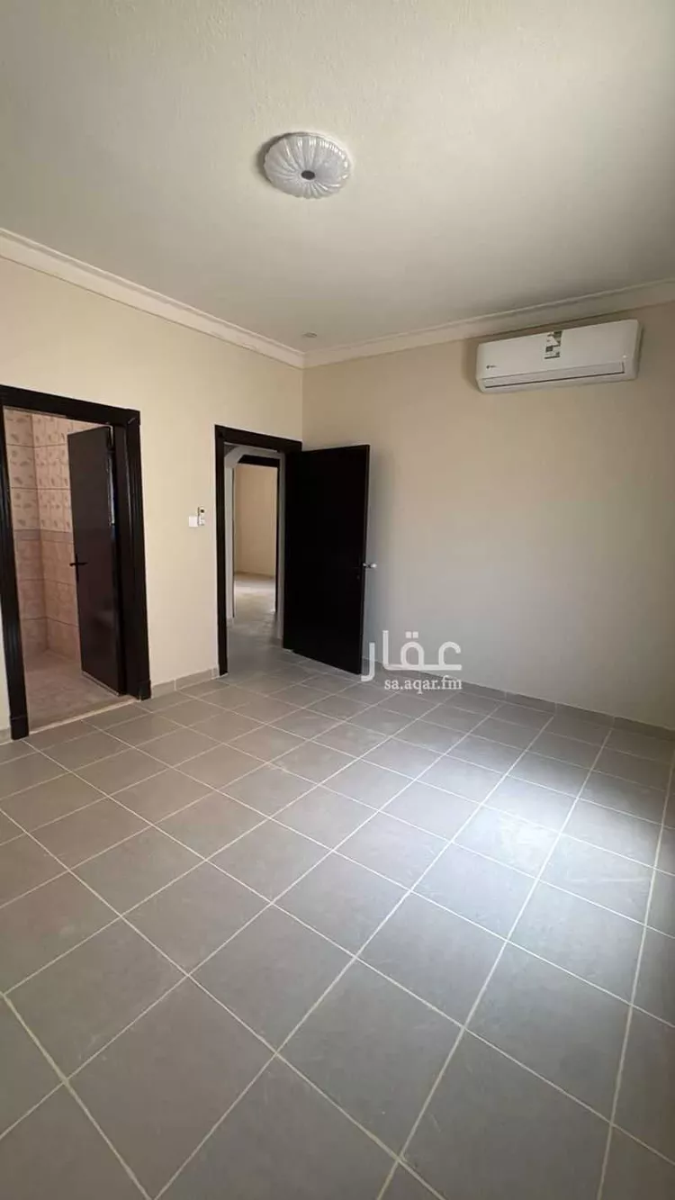 Floor for Rent in Riyadh Al Yarmouk 12
