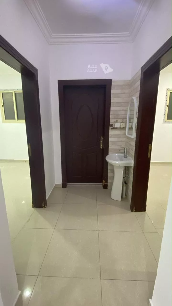 شقة للإيجار في شارع الحسين بن عثمان الحربي, حي المروة, مدينة الرياض, منطقة الرياض 8