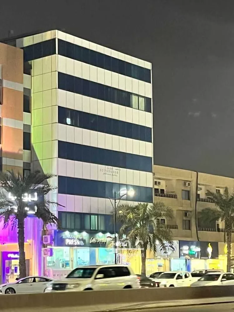 مكتب تجاري للإيجار في شارع طريق الملك عبدالعزيز, حي مدينة العمال, مدينة الخبر, المنطقة الشرقية