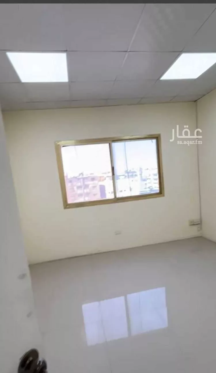 مكتب تجاري للإيجار في شارع طريق الملك عبدالعزيز, حي مدينة العمال, مدينة الخبر, المنطقة الشرقية صورة 5
