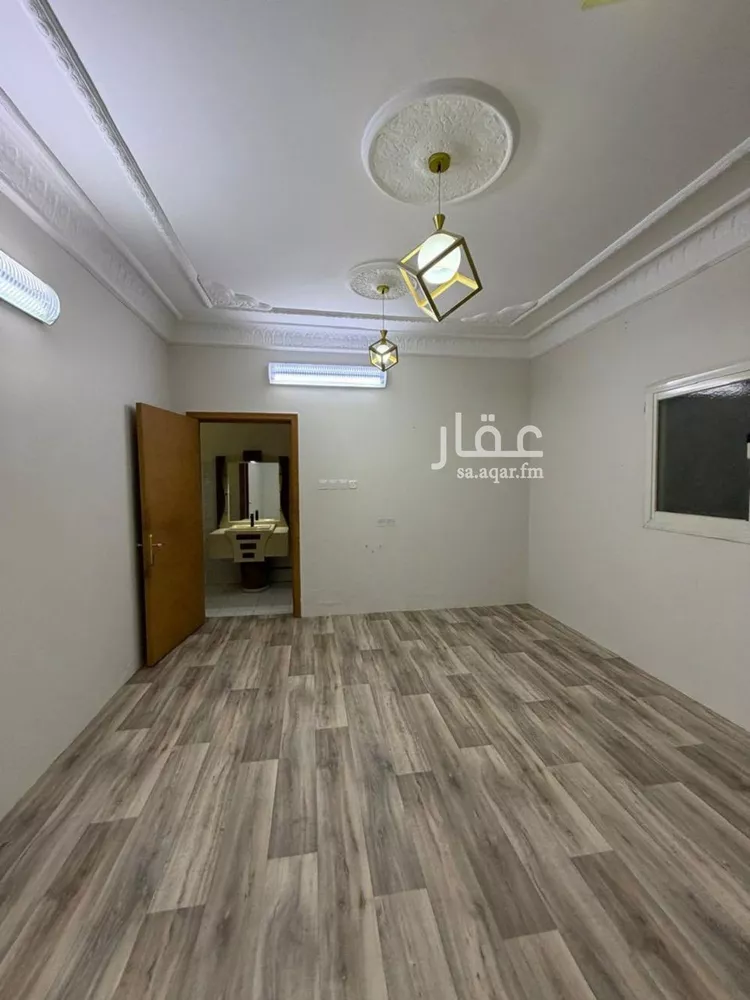 فيلا للبيع في شارع المنقلة, حي اليرموك, مدينة الرياض, منطقة الرياض صورة 2