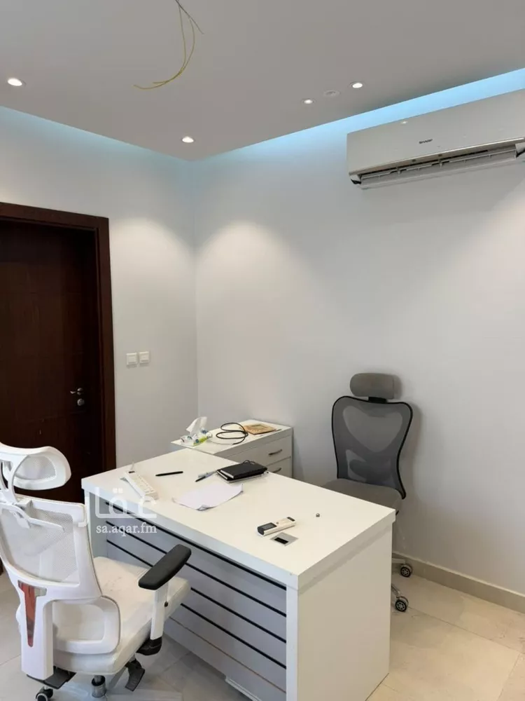 فيلا للإيجار في شارع عقرباء 228, حي الجنادرية, مدينة الرياض, منطقة الرياض 13