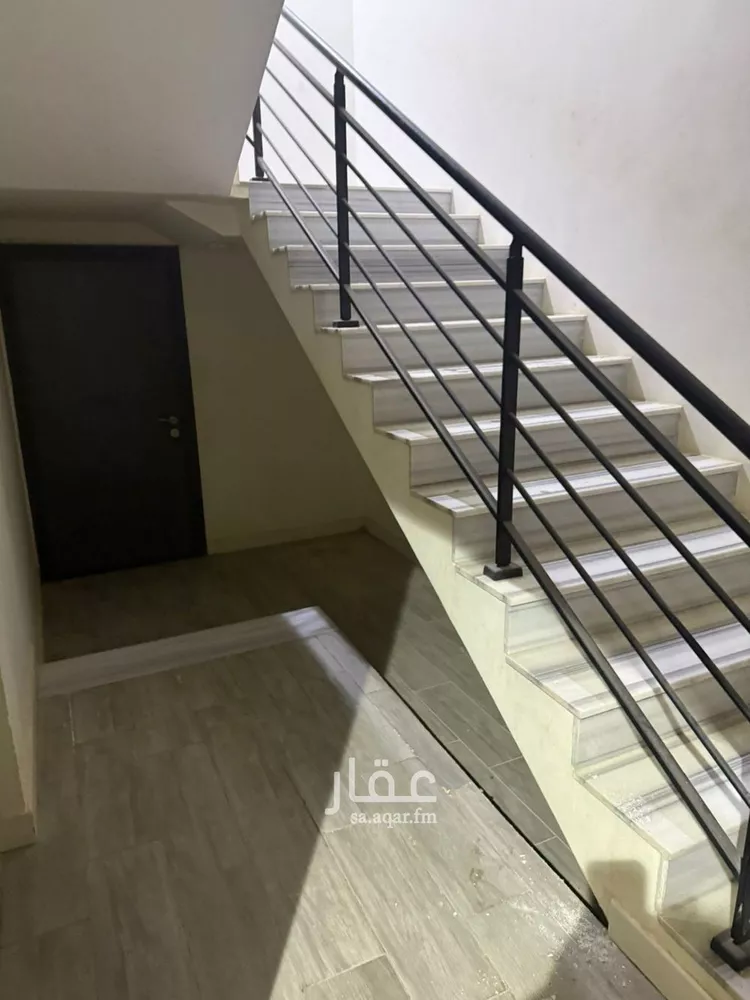 فيلا للإيجار في شارع أبي الغنائم الكتان, حي مطار الملك خالد الدولي, مدينة الرياض, منطقة الرياض صورة 3