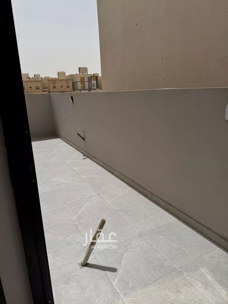 فيلا للإيجار في شارع رقم 337, حي ظهرة لبن, مدينة الرياض, منطقة الرياض 15