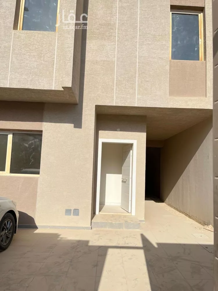 فيلا للإيجار في شارع عبدالرحمن العمادي, حي مطار الملك خالد الدولي, مدينة الرياض, منطقة الرياض صورة 4