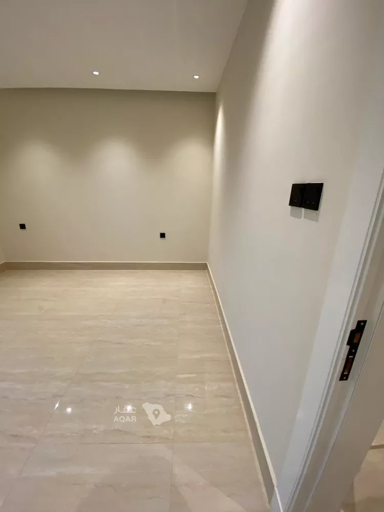 Apartment for Sale in Riyadh Al Malqa 4