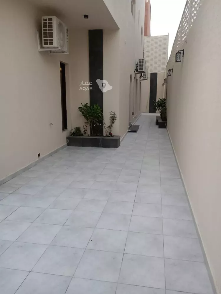 دور للإيجار في شارع رقم 306, حي الملقا, مدينة الرياض, منطقة الرياض 15