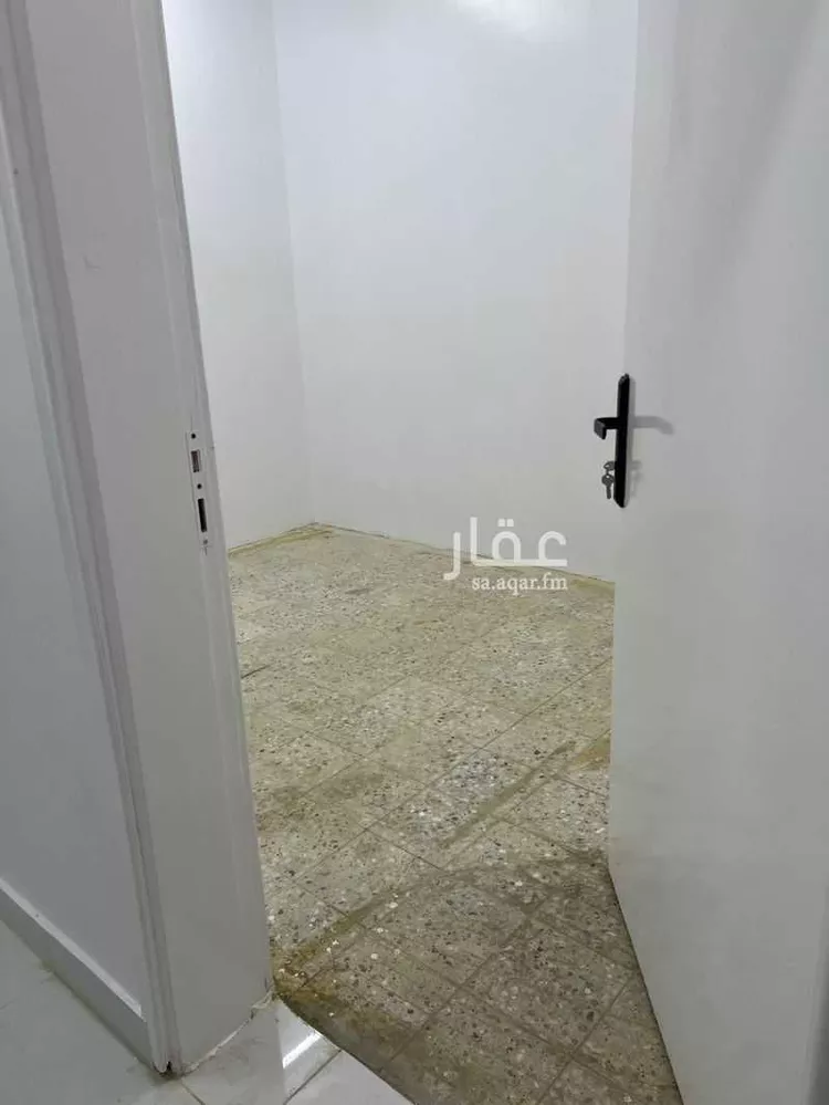شقة للإيجار في شارع 4530082, حي الفلاح, مدينة بريدة, منطقة القصيم صورة 2