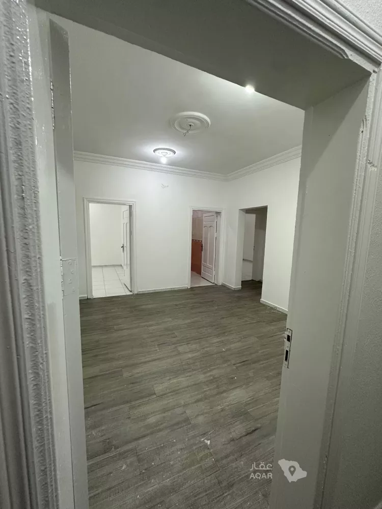 Building for Sale in Jeddah Ar Rabwah صورة 4