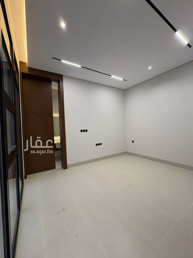 فيلا للبيع في شارع أبي الشيخ الأصبهاني, حي المهدية, مدينة الرياض, منطقة الرياض صورة 4